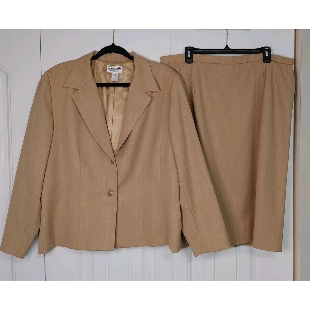 Vtg Women's Pendleton 100% Virgin Wool Blazer & Skirt Set 18W Career Wear Beige